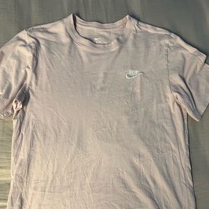 nike essential tee